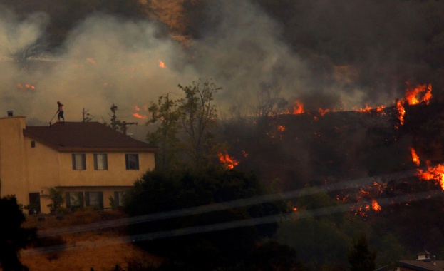 Обявиха извънредно положение в Лос Анджелис