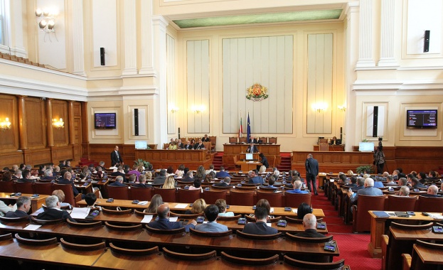 Парламентът отложи дебатите по първо четене на промените в Наказателния кодекс