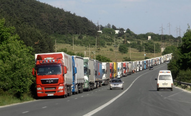 Стартирани са обществените поръчки за модернизацията пътя Калотина и Сливница