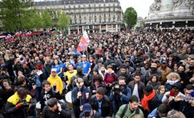 Над 400 000 на протест срещу реформата на Макрон в трудовото законодателство