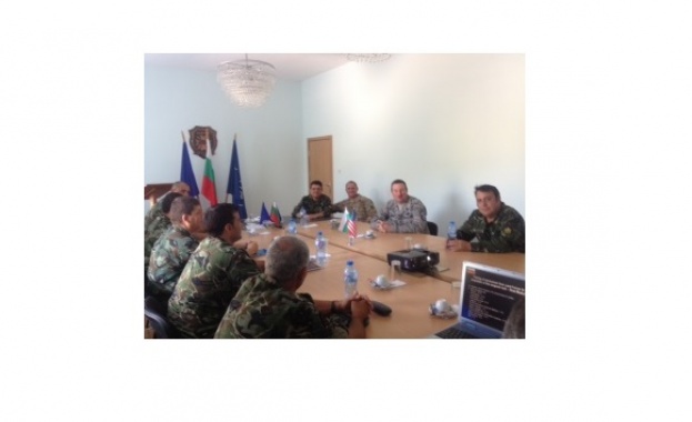 Сухопътните войски на Българската армия в партньорство с Тенеси