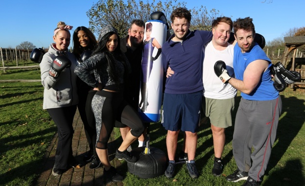 Седем знаменитости водят битка с килограмите в новата поредица на TLC