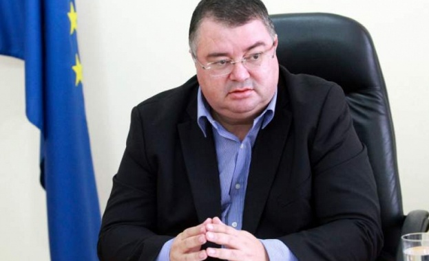 Ивайло Иванов, управител на НОИ: Програмата за ваксиниране на пенсионерите ще стартира от 1 януари 2022 г.