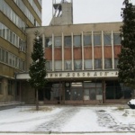 Съкращения в "Мини Бобов дол"