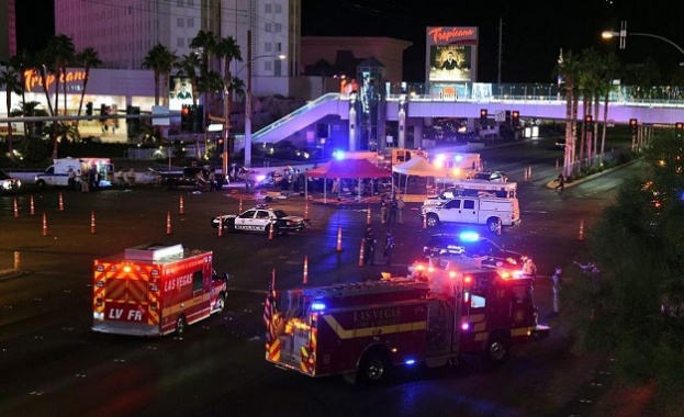 Оръжия, експлозиви и боеприпаси намериха в дома на стрелеца от Лас Вегас