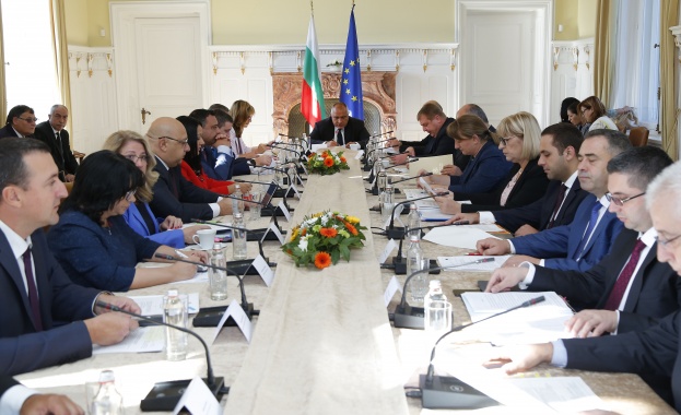 България се въздържа от присъединяване към Глобалния пакт за миграцията
