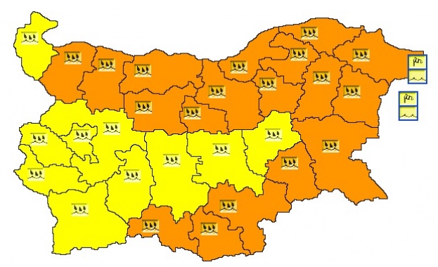 Оранжев код в 18 области в страната