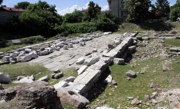 Археолози започнаха нови проучвания на Източната порта на Филипопол