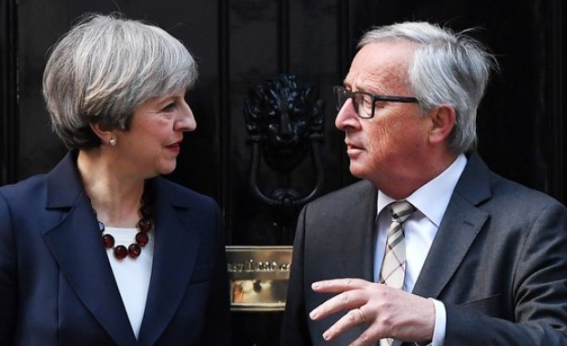 Мей и Юнкер: Преговорите за Брекзит трябва да бъдат ускорени