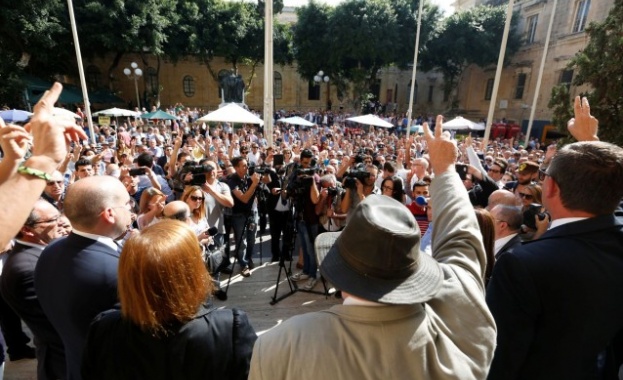 В Малта се надигнаха срещу властта след убийството на журналистка