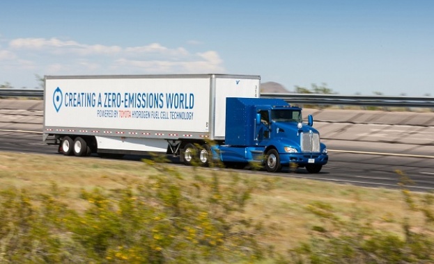 "Тойота" изкара камион, задвижван с водород