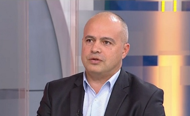 Георги Свиленски: ГЕРБ се борят с корупцията само на приказки