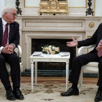 Путин и Щайнмайер обсъдиха кризата в Украйна, предлагат миротворческа мисия на ООН