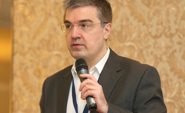 Глобален експеримент показва уникални свойства на водата