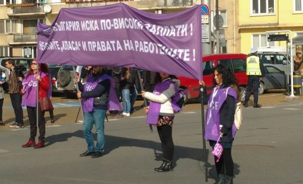 КНСБ: 100 лева увлечение на всички заплати