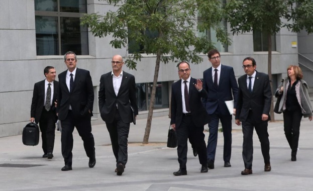 Пратиха в ареста 8 от министрите на Пучдемон