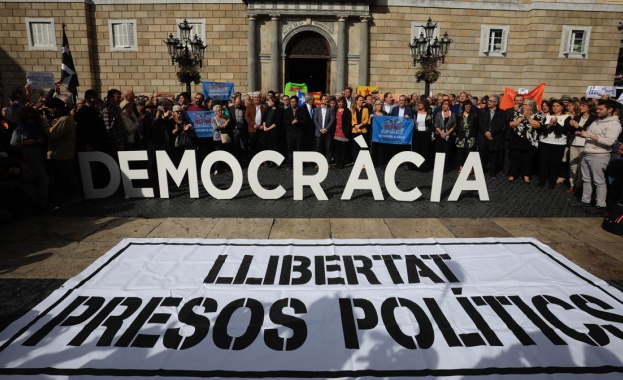 Протести срещу задържането на каталунските лидери