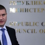 Горанов: България може да плати наведнъж сумата по сделката за изтребителите F-16