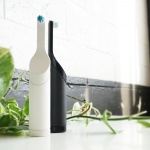 Създадоха електрическа четка за зъби, която работи с кинетична енергия