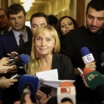 Елена Йончева: Сравнява ли Борисов Васил Левски с бежанците, с терористите от ИДИЛ?