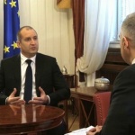 Президентът: Срещу мен се води война! Антикорупционият закон на ГЕРБ ще прикрива престъпления