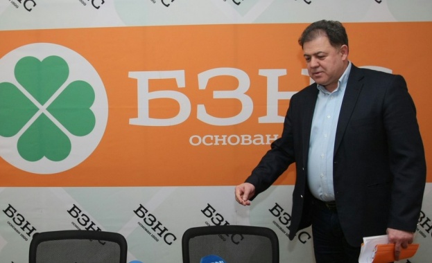 БЗНС изостави Реформаторския блок и се присъедини към "Да, България" и ДСБ