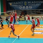 Бургаски ученици ще играят волейболен финал непосредствено преди официален мач на „Нефтохимик“