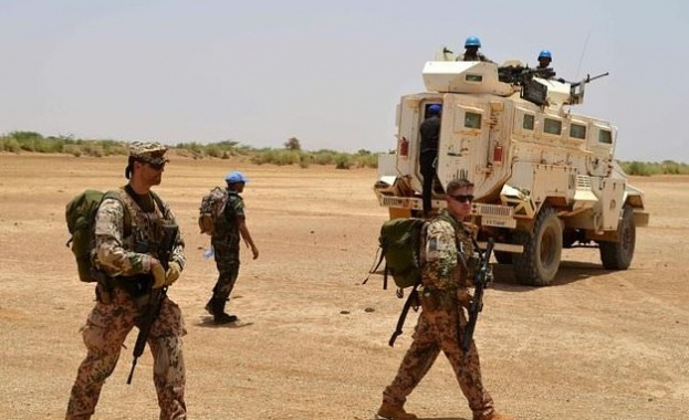 Трима миротворци и един военен загинаха при атака в Мали