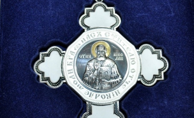 Тончо Русев става първият кавалер на „Сребърния кръст на свети Николай“
