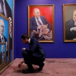 Изложба "Супер Путин" откриха в Москва