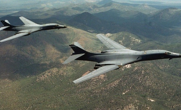 Още два бомбардировача на САЩ се присъединиха към ученията в Южна Корея