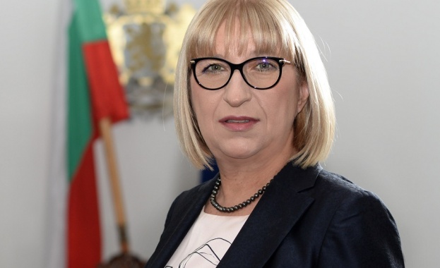 Министър Цачева ще участва министерска среща ЕС-Западни Балкани в Тирана