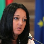Лиляна Павлова: Влизането в еврозоната е победа за българските граждани и българската държава