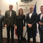 Ангелкова обсъди идеи за развитието на туризма с Асоциацията на хотелиерите и ресторантьорите