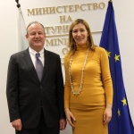 Привличането на американски туристи обсъдиха министър Ангелкова и посланик Рубин
