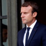 Рейтингът на френския президент Макрон спадна с 12 пункта 
