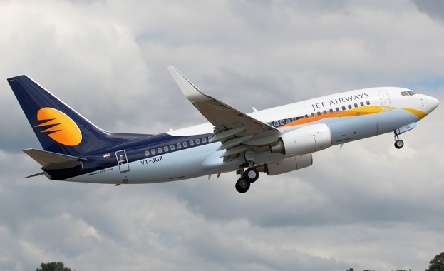 Пилоти си бият шамари по време на полет с над 300 пътници