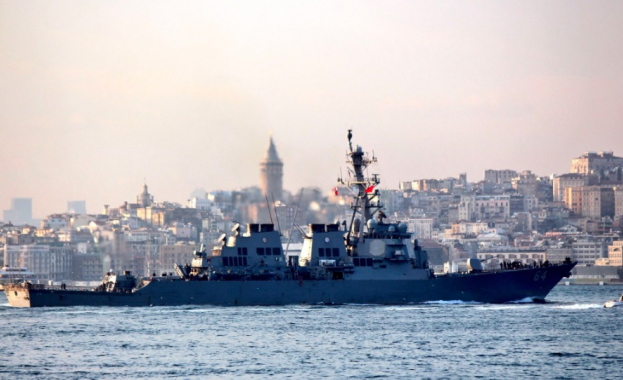 Американски разрушител навлезе в Черно море