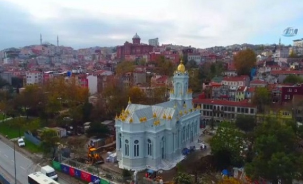 Няма щети в Желязната църква в Истанбул след пороя