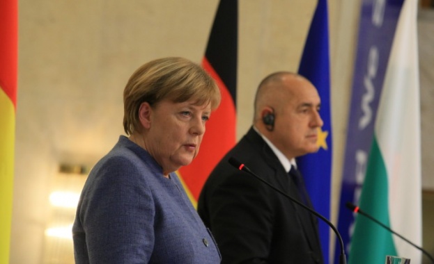 Меркел в София: Германия подкрепя България с думи и дела