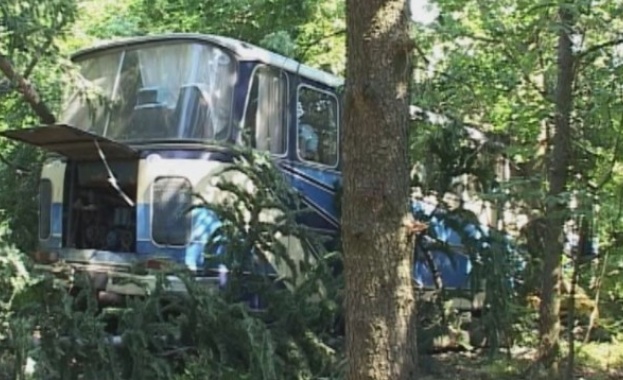 Години по-късно намериха и задържаха осъдения собственик на автобуса убиец от Бакаджика
