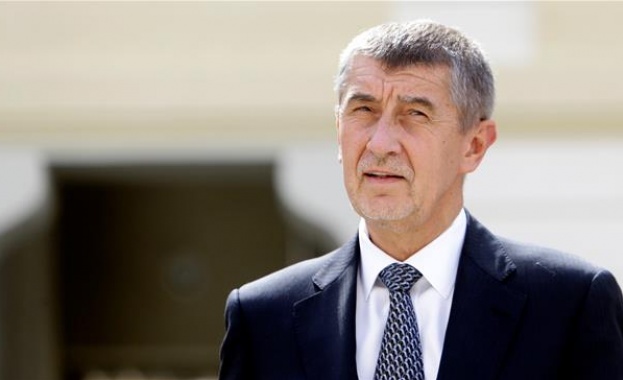 И чешкият премиер идва в София