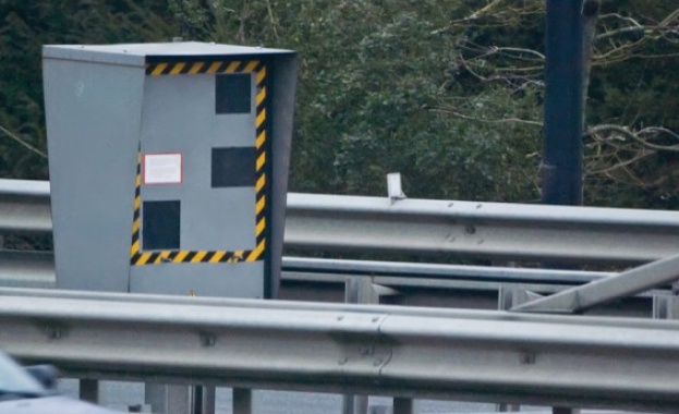 Камера за скорост събра почти 1 милион евро от глоби само за 49 дни