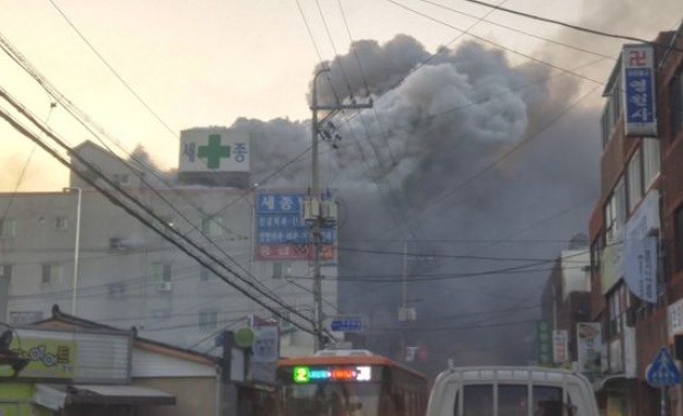 Пожар в болница в Южна Корея отне живота на над 40 души