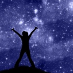 Когато посегнеш към звездите, сигурно няма да достигнеш някоя, но и няма да...