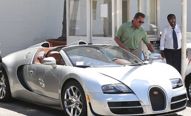 Шварцнегер продаде своето "Бугати" за 2,5 милиона долара