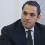 Забрана за внос на плодове и зеленчуци може да доведе до ответни мерки, смята Караниколов