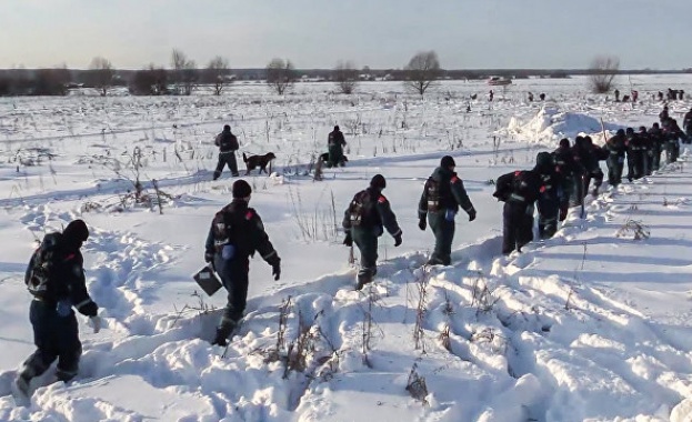 Откриха 209 части от тела в района на разбилия се самолет в Русия