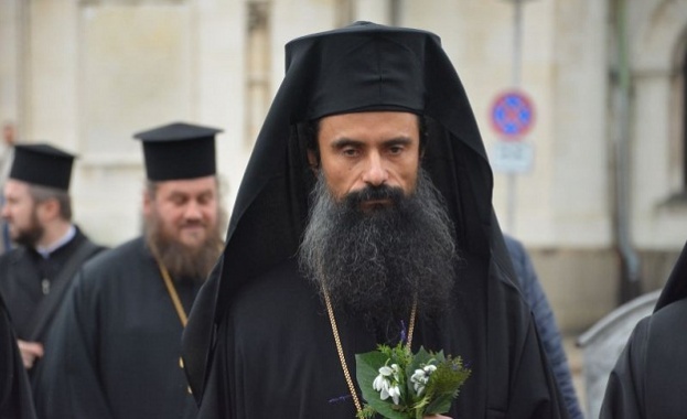 Новият Видински митрополит отслужи първата си Св. Литургия в града 