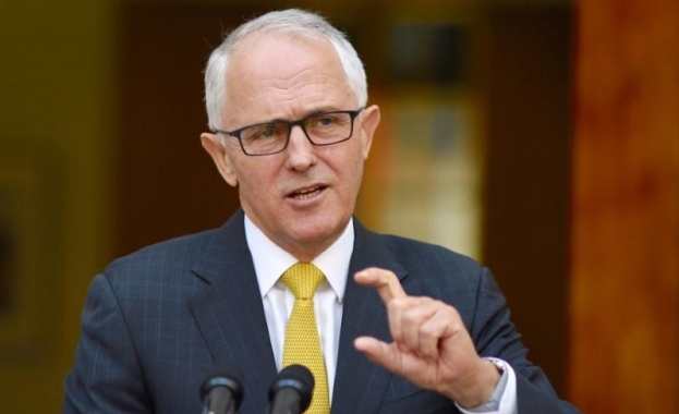 Австралийският премиер поиска забрана за секс между министри и подчинените им